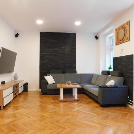 Modern Apartment Hrenova Street Ljubljana Exteriör bild